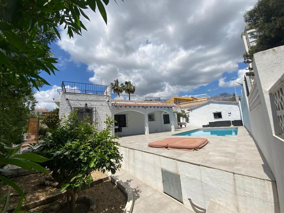 Villa Con Piscina A Un Paso De La Playa بينايدورم المظهر الخارجي الصورة