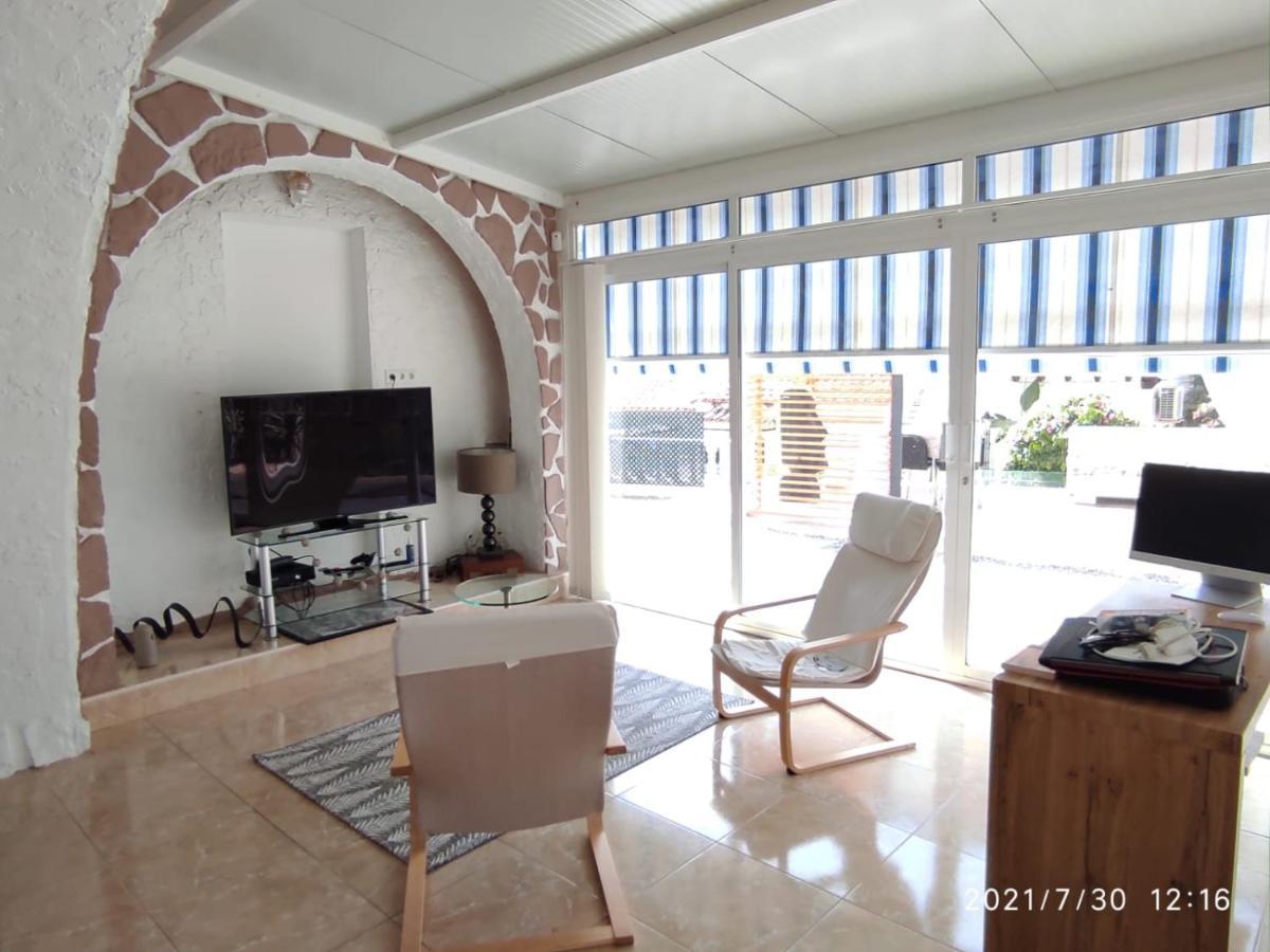 Villa Con Piscina A Un Paso De La Playa بينايدورم المظهر الخارجي الصورة