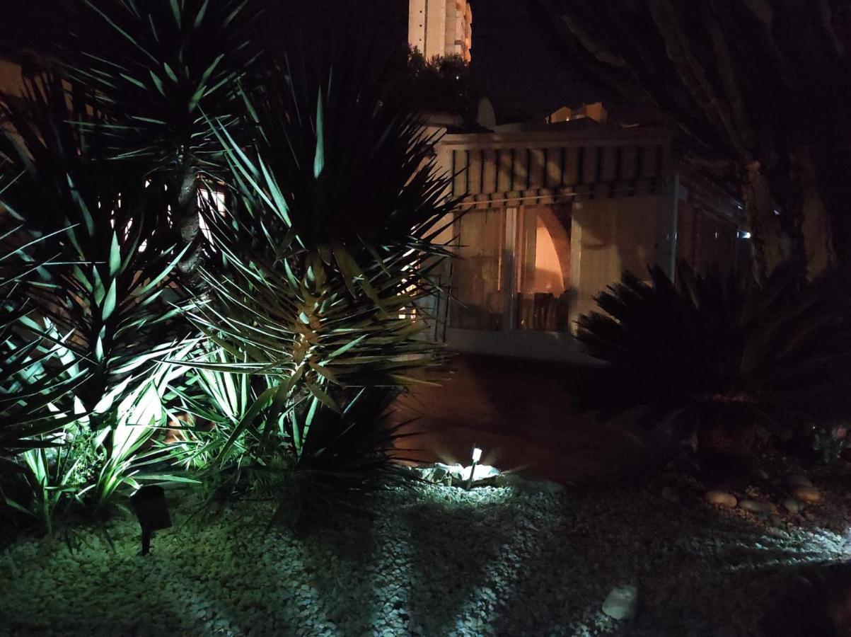 Villa Con Piscina A Un Paso De La Playa بينايدورم المظهر الخارجي الصورة