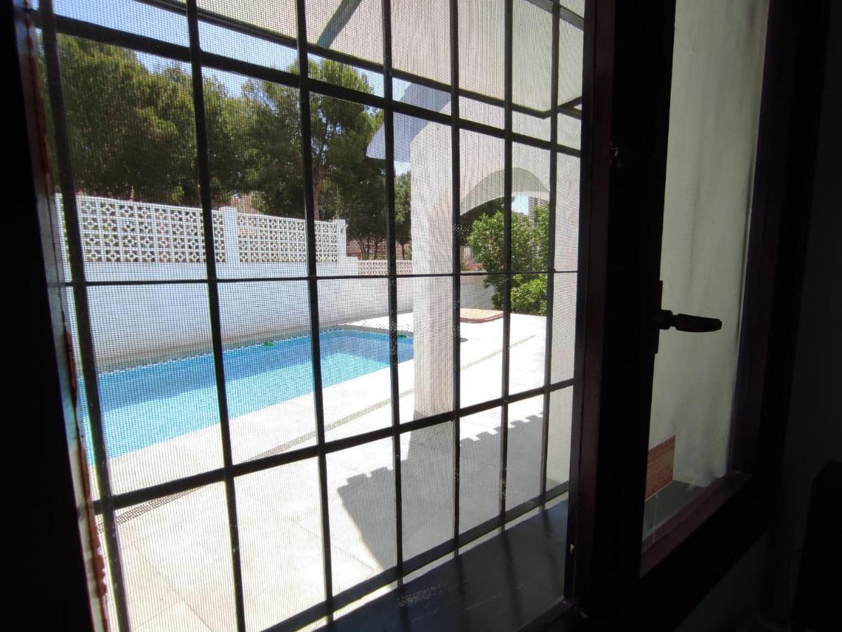 Villa Con Piscina A Un Paso De La Playa بينايدورم المظهر الخارجي الصورة